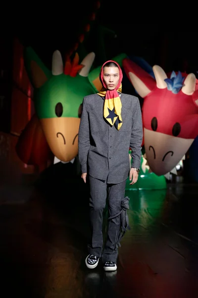 Look 66